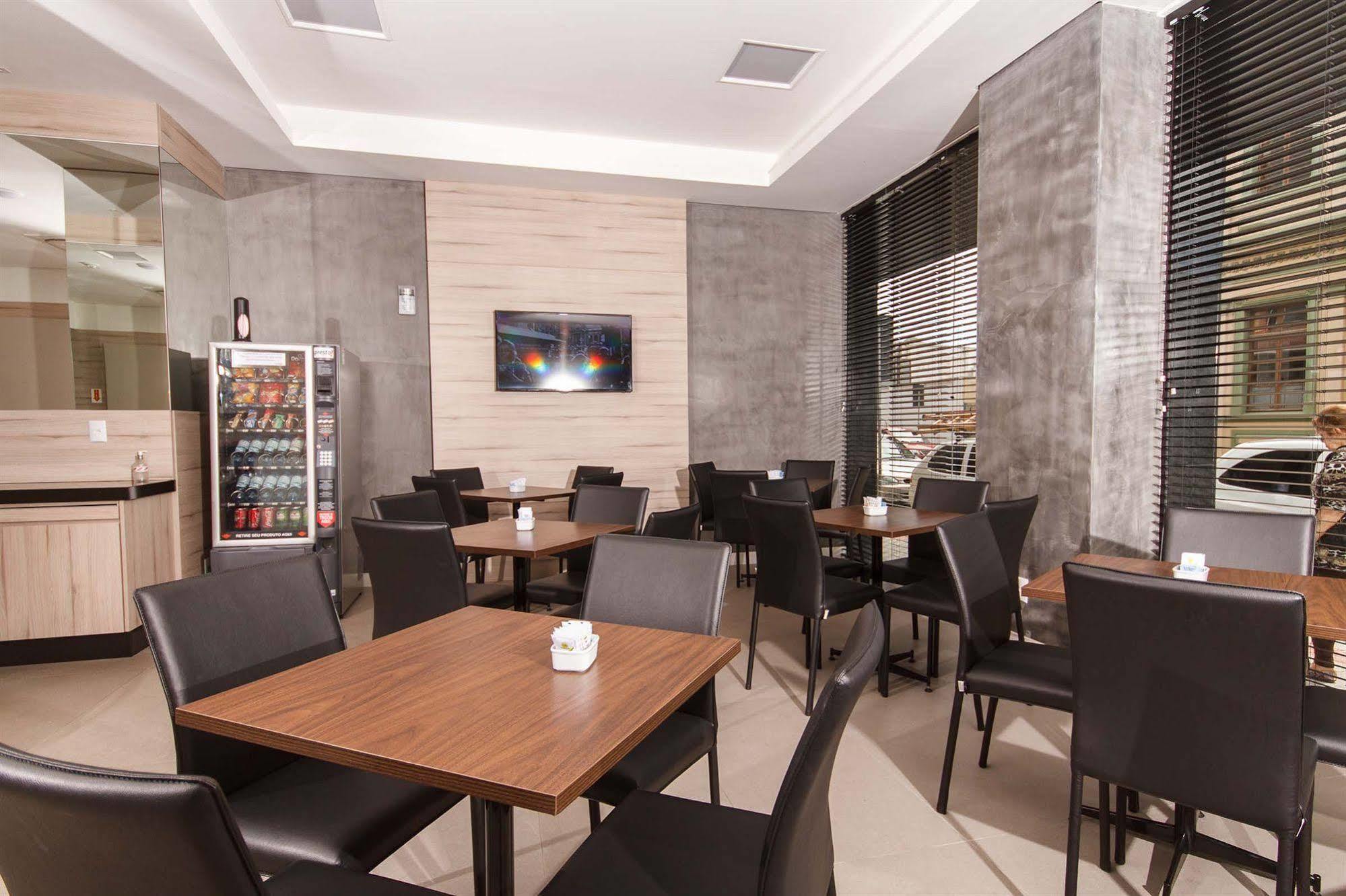瓦莱林伊塔贾/纳瓦甘特斯酒店 Itajaí 外观 照片