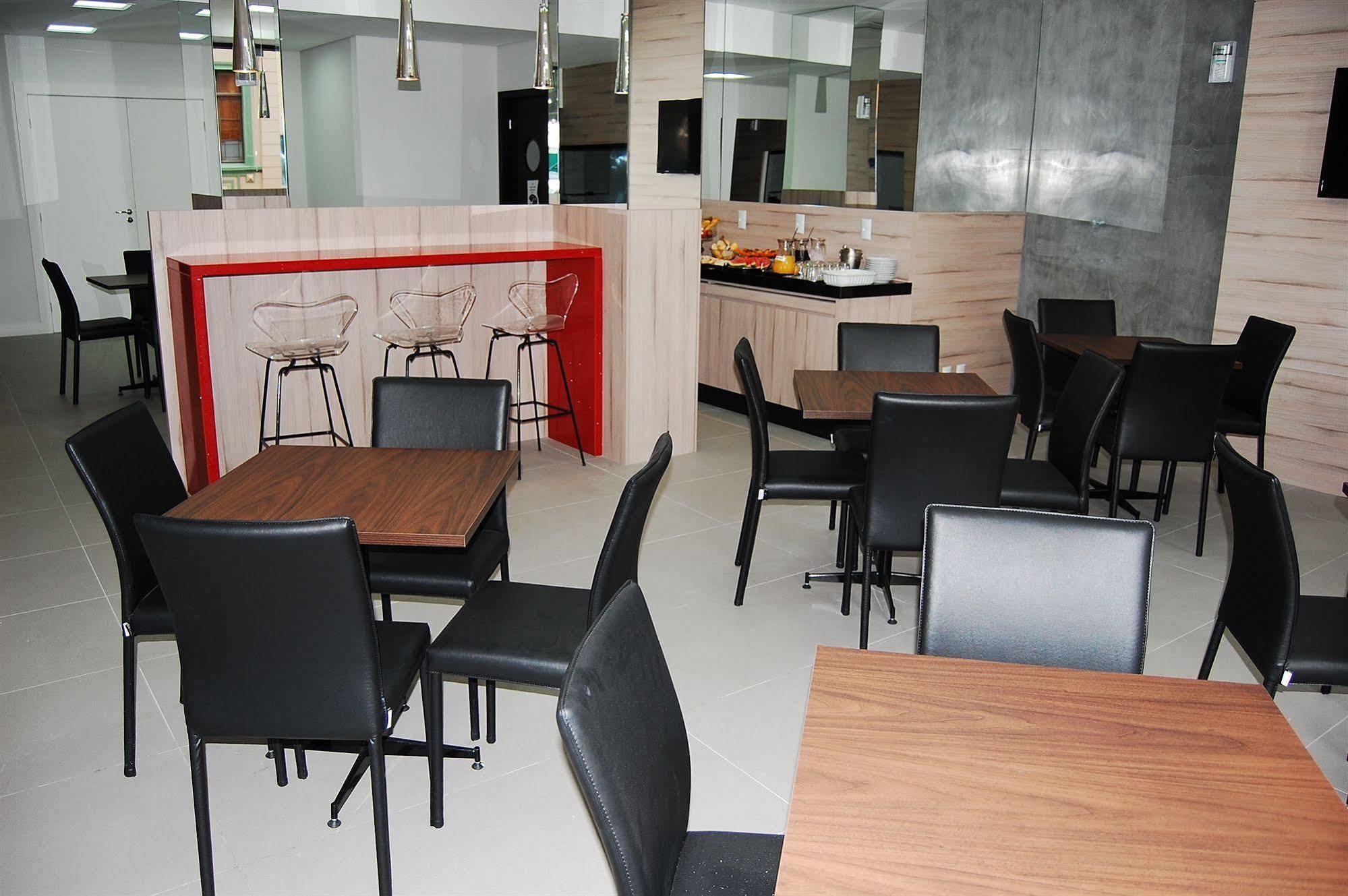 瓦莱林伊塔贾/纳瓦甘特斯酒店 Itajaí 外观 照片